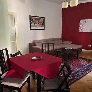 Judy And Sandor Apartament
